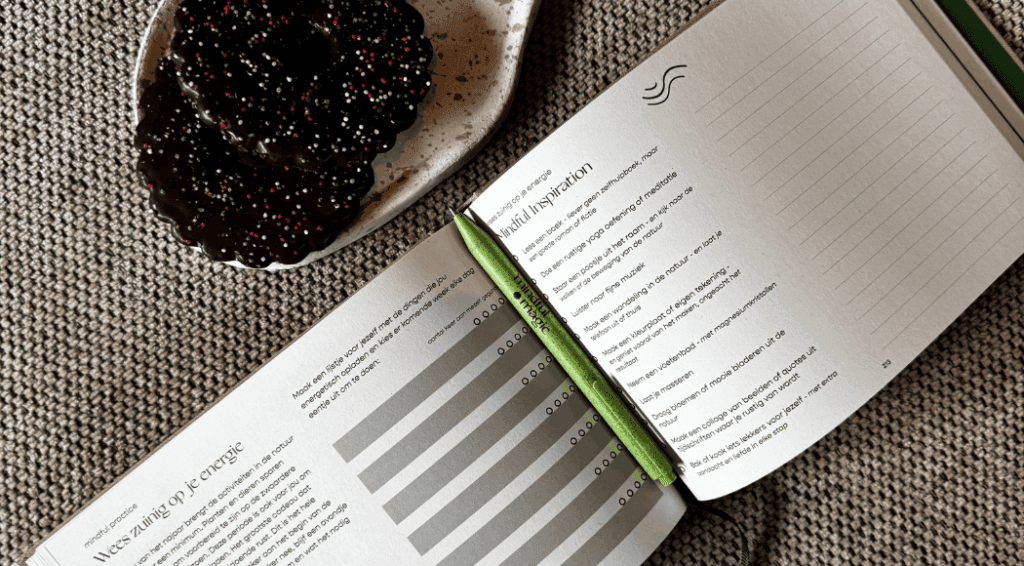 MindFul Journal seizoenen binnenwerk